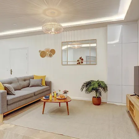 669 Lily Turbigo - Superbe Apartamento *